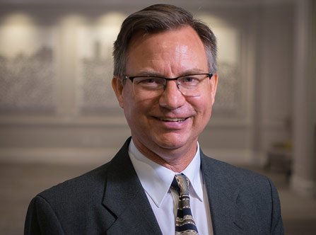 Eric Sorenson, MD, profesor y presidente de división, Enfermedades Neuromusculares, Departamento de Neurología, Mayo Clinic, Rochester, MN